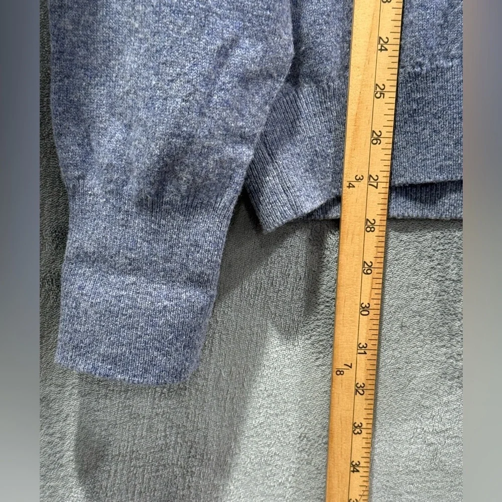 Lands End 100% Pure Lambswool Mens V-Neck Blue Sweater Pullover Size M